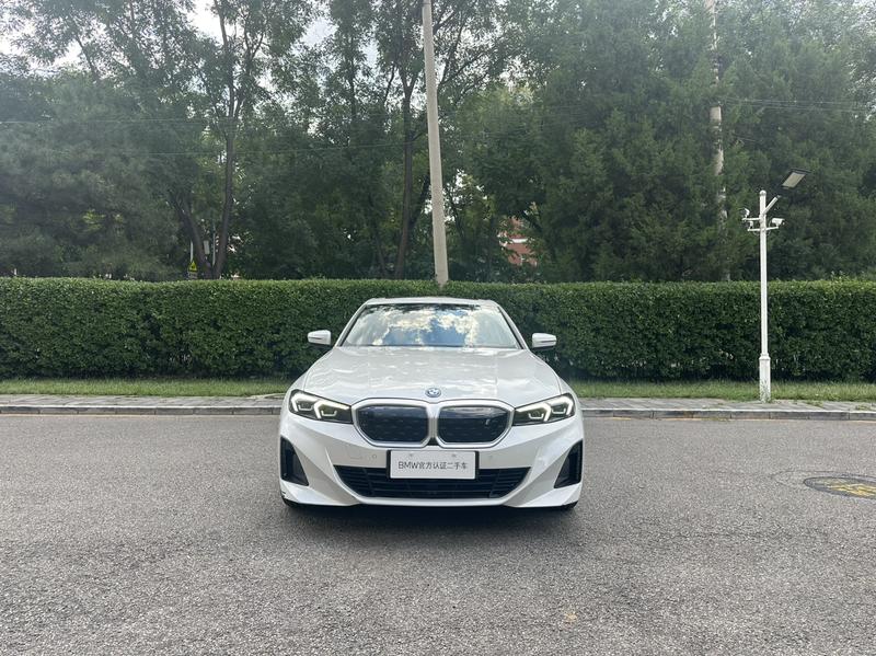BMW i3, 2022 — фото 2 из 12