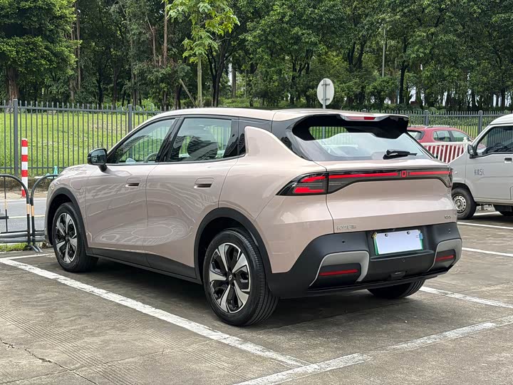 Changan Qiyuan (Nevo) Q05, 2025 — фото 6 из 9