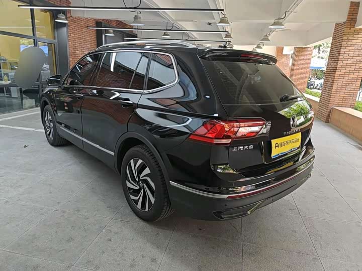 Volkswagen Tiguan L Pro, 2025 — фото 3 из 9