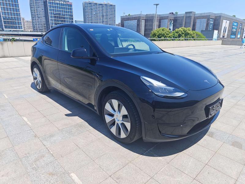 Tesla Model Y, 2023 — фото 2 из 10
