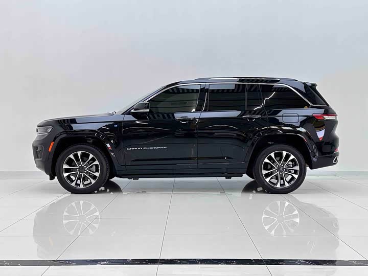 Jeep Grand Cherokee Hybrid, 2026 — фото 6 из 9