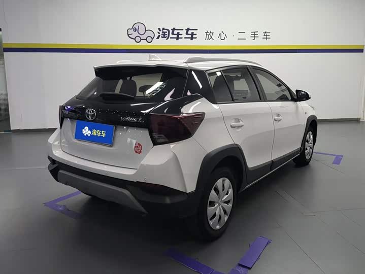 Toyota Yaris L Hatchback, 2022 — фото 3 из 9