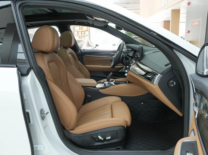 BMW 6 Series GT, 2024 — фото 10 из 12