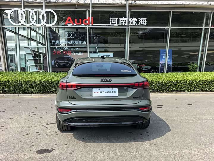 Audi Q6L e-tron Sportback, 2025 — фото 5 из 9