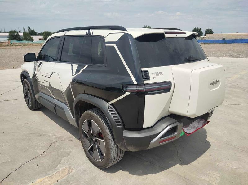 BYD FangChengBao Titanium 3 (Tai 3), 2025 — фото 4 из 10