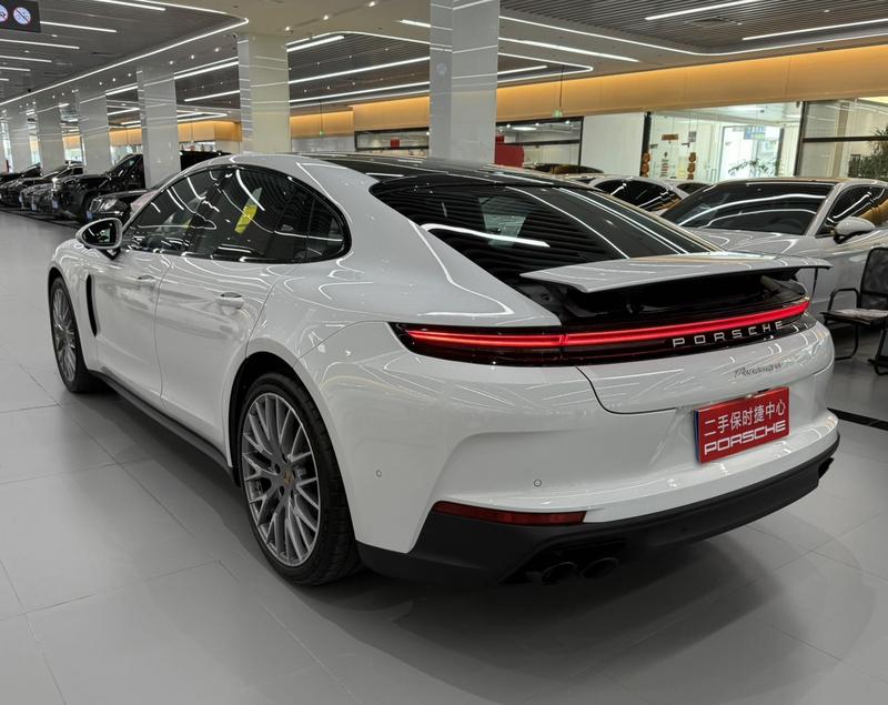 Porsche Panamera, 2025 — фото 5 из 12