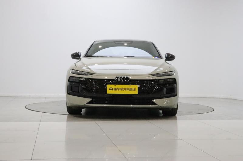 Audi A6L e-tron, 2025 — фото 2 из 12