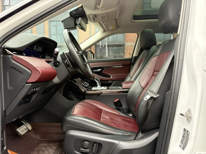 Land Rover Range Rover Evoque L, 2022 — фото 10 из 12