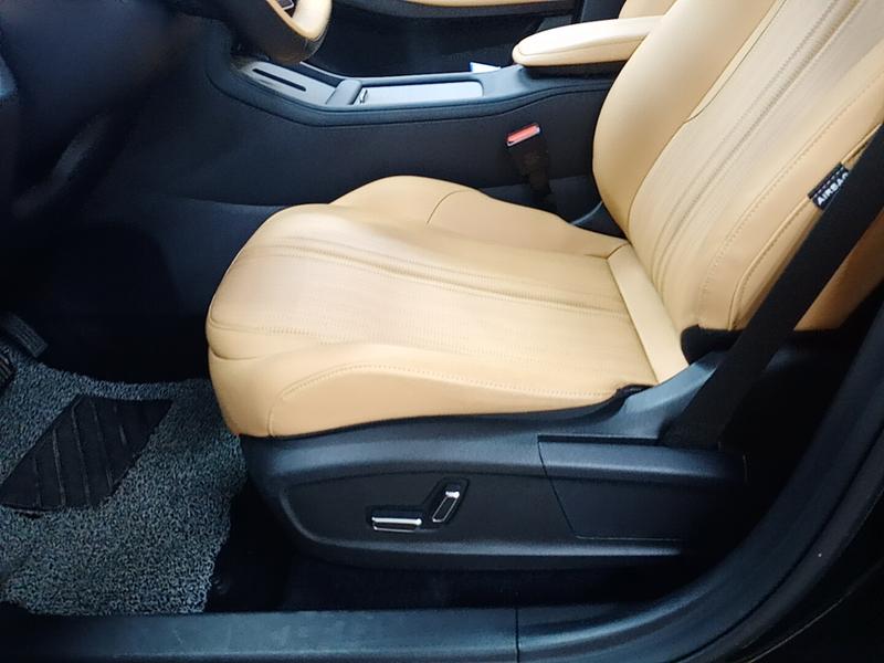 Geely Galaxy L7, 2024 — фото 7 из 12