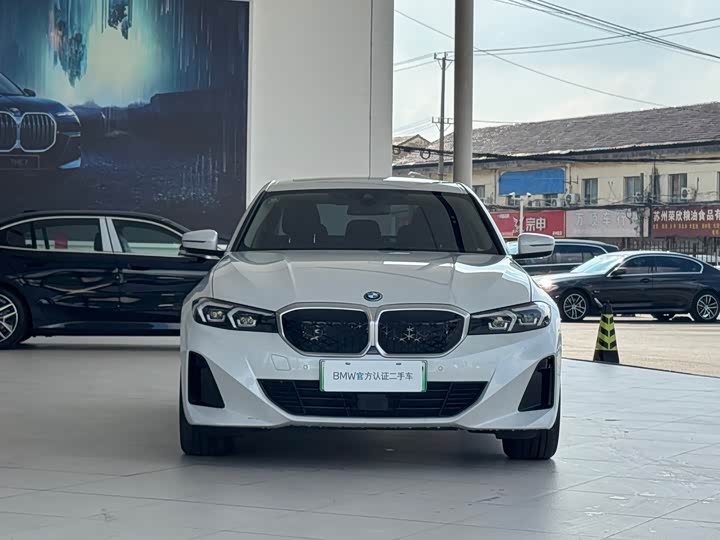 BMW i3, 2025 — фото 2 из 9