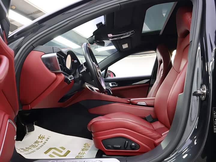 Porsche Panamera, 2022 — фото 7 из 9