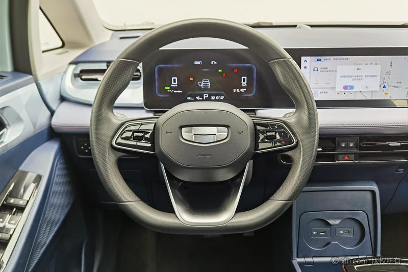 Geely Geometry E Firefly, 2023 — фото 9 из 12