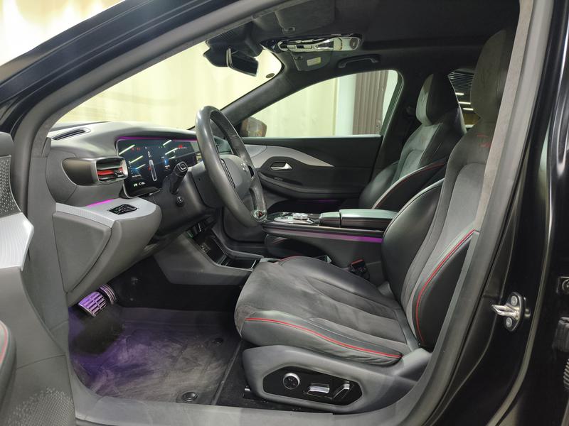 BAIC Arcfox Alpha S, 2023 — фото 8 из 10