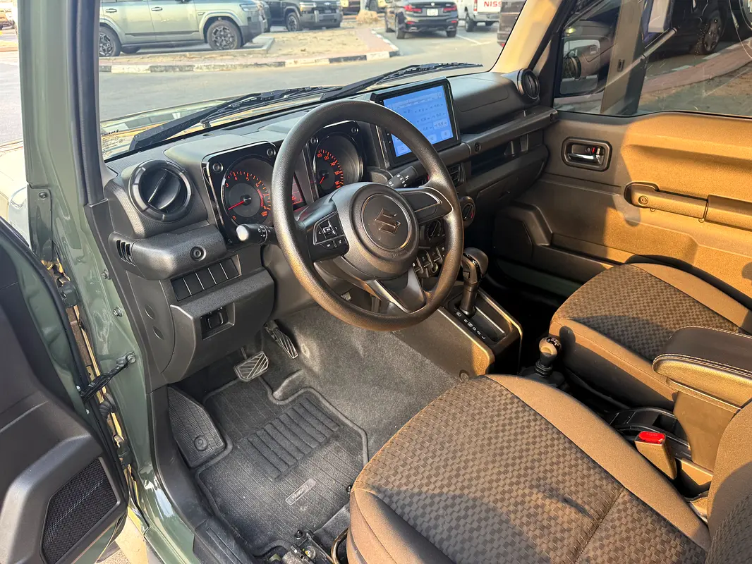 Suzuki Jimny, 2022 — фото 4 из 10