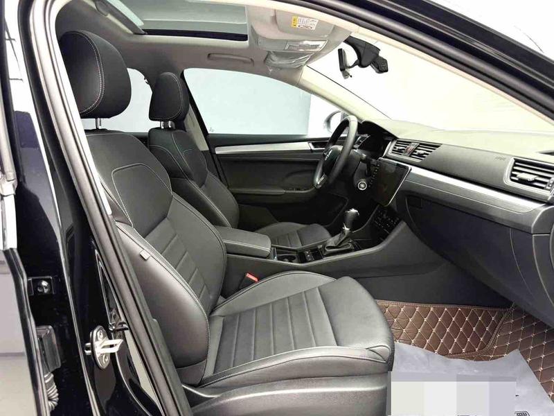 Skoda Superb, 2024 — фото 6 из 9