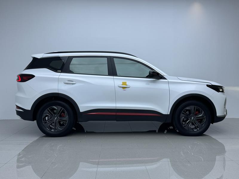 Chery Tiggo 7, 2022 — фото 8 из 12