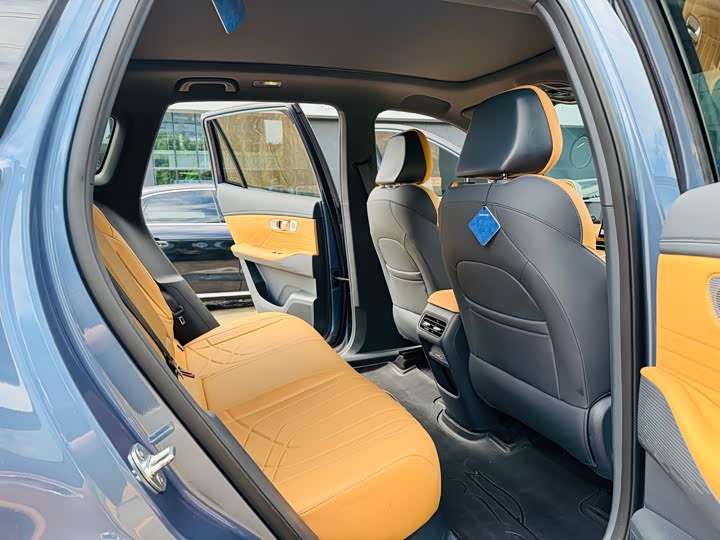 Geely Galaxy Starship 7, 2024 — фото 8 из 9