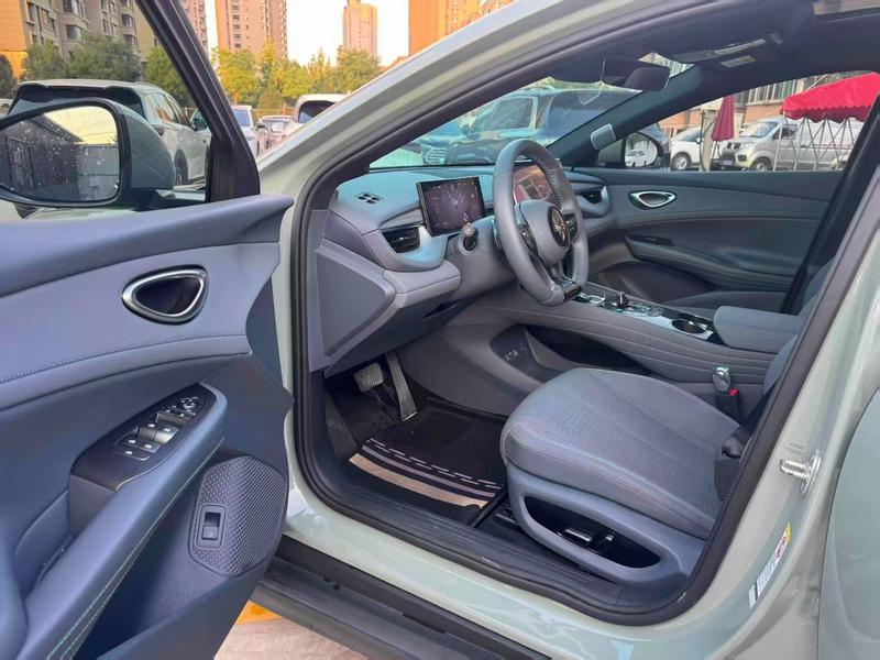 BYD Seal 06 GT, 2026 — фото 8 из 10