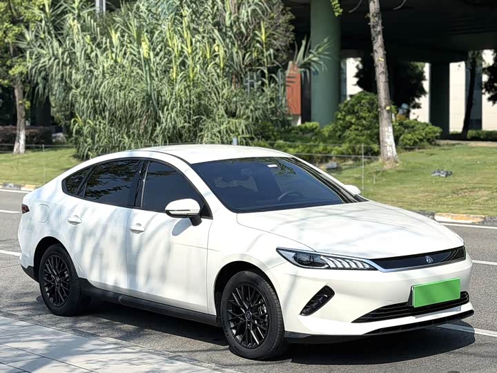 BYD Qin Plus, 2025 — фото 2 из 3