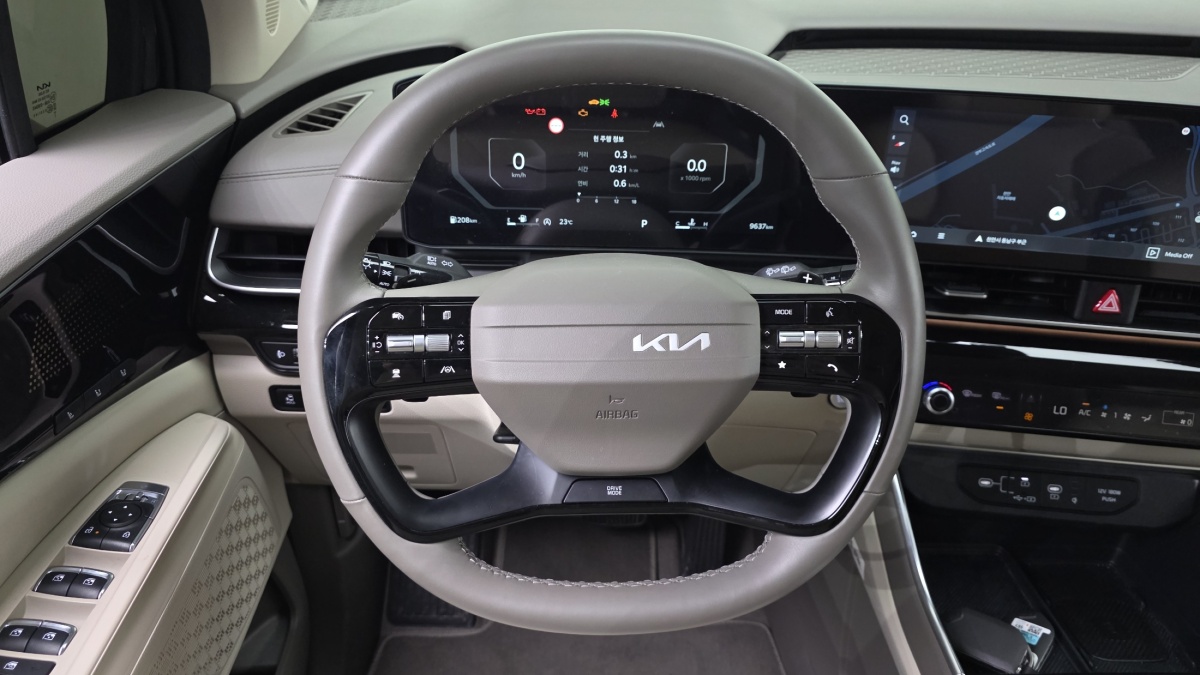 Kia Carnival, 2025 — фото 12 из 12