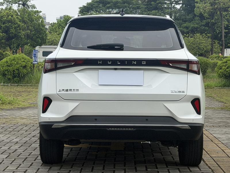 Wuling Asta, 2022 — фото 5 из 12