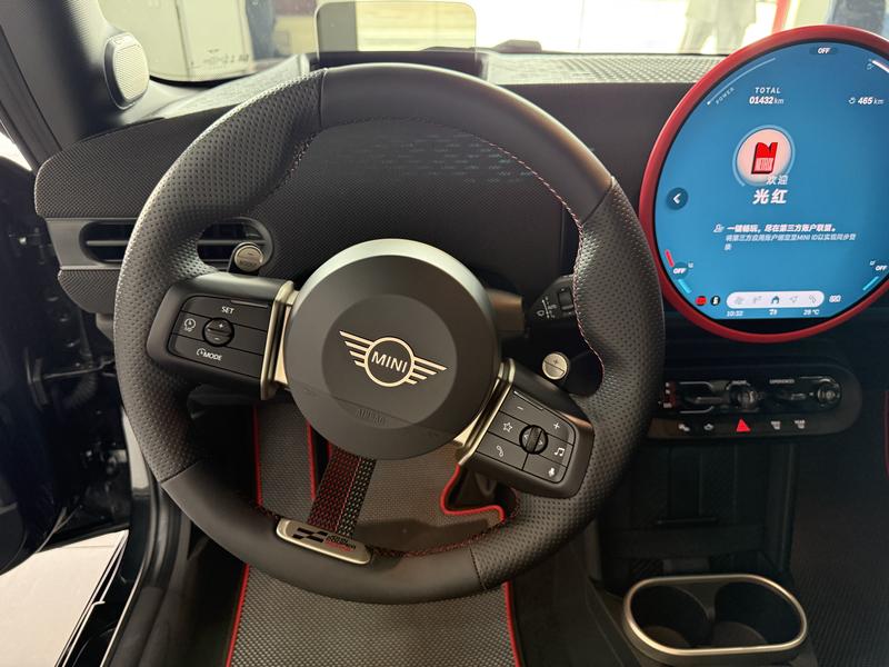 Mini Mini JCW, 2025 — фото 10 из 12