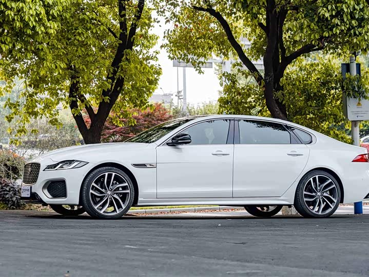 Jaguar XF L, 2023 — фото 5 из 9