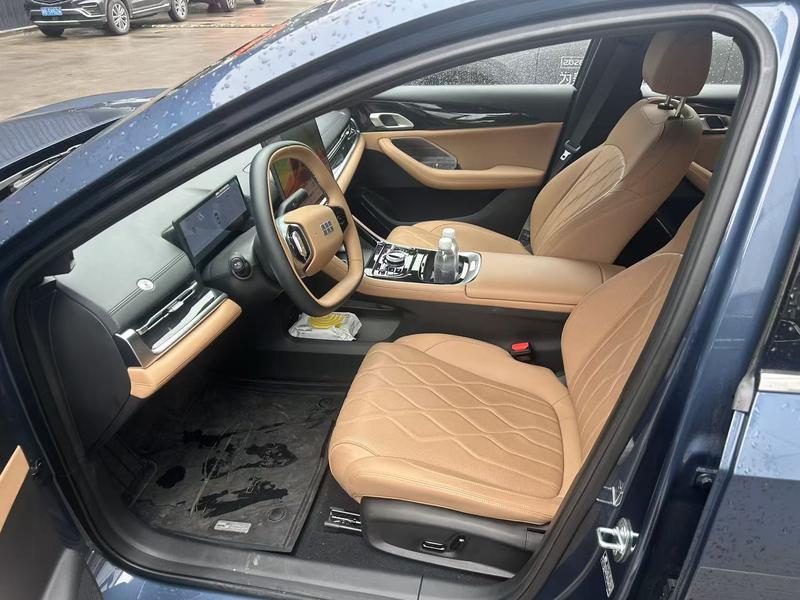 Geely Galaxy A7, 2025 — фото 6 из 9