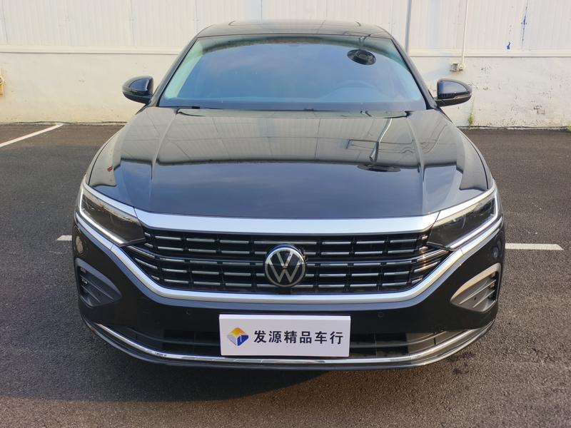 Volkswagen Passat, 2025 — фото 2 из 12