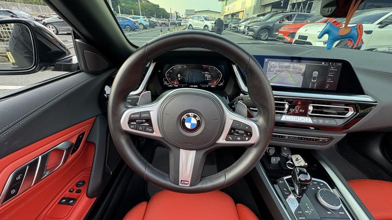 BMW Z4, 2024 — фото 10 из 12