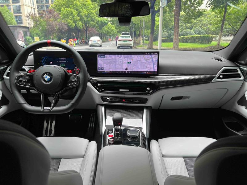 BMW M4, 2025 — фото 8 из 12