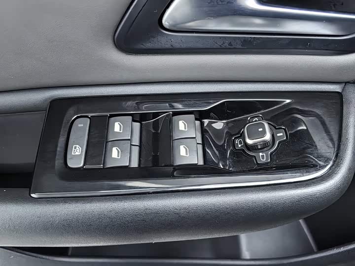 Citroen C5 X, 2022 — фото 9 из 9