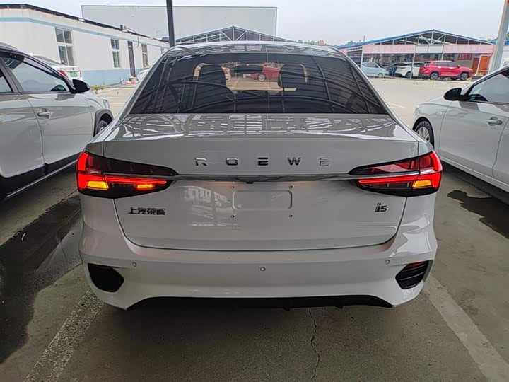 Roewe i5, 2023 — фото 6 из 9