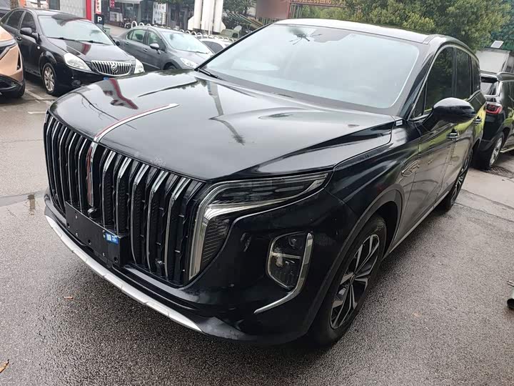 Hongqi HS7, 2025 — купить в Кирове под ключ
