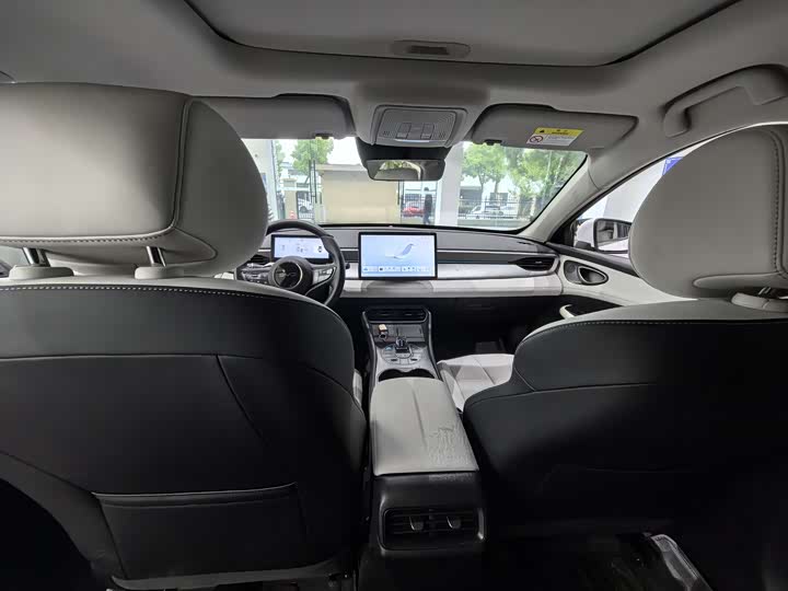 BYD Seal 05 DM-i Hybrid, 2024 — фото 7 из 9