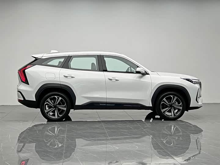 Geely Atlas L, 2026 — фото 7 из 9