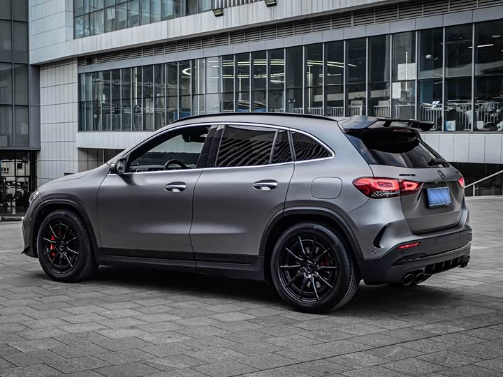 Mercedes-Benz GLA-Class AMG, 2022 — фото 4 из 9