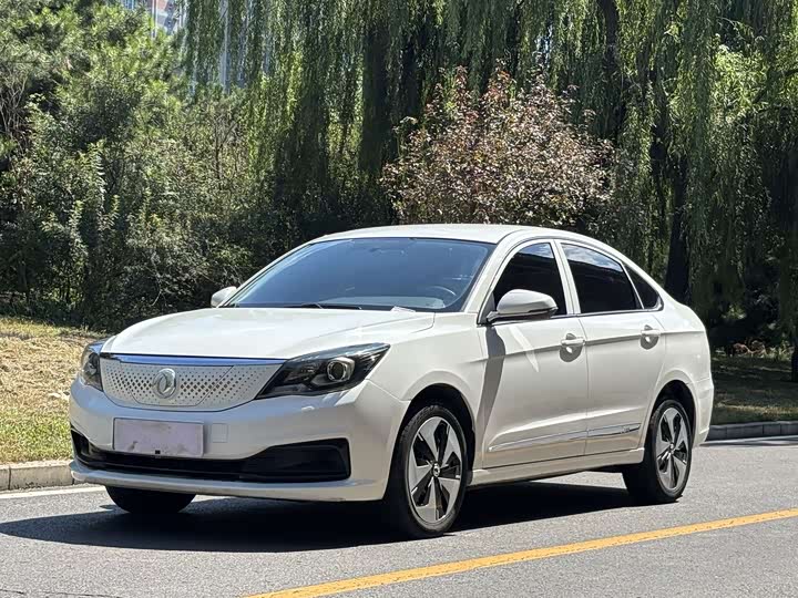 Dongfeng Aeolus E70, 2022 — купить в Саратове под ключ