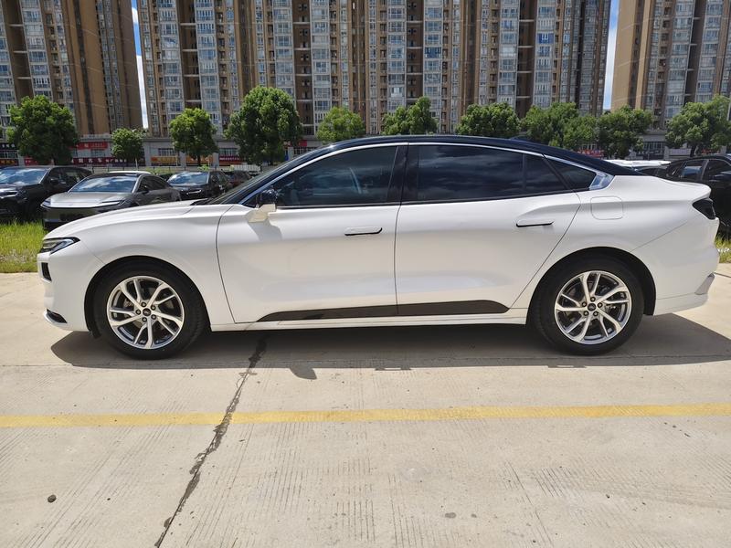 Ford Mondeo, 2022 — фото 4 из 11