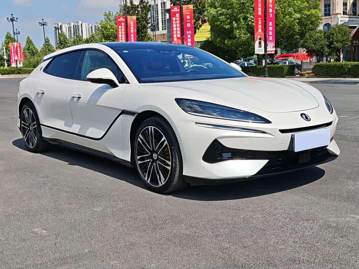 Denza Z9GT, 2024 — фото 3 из 9