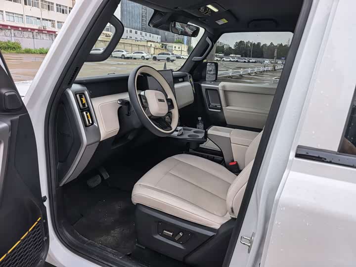 Chery iCar V23, 2026 — фото 8 из 9