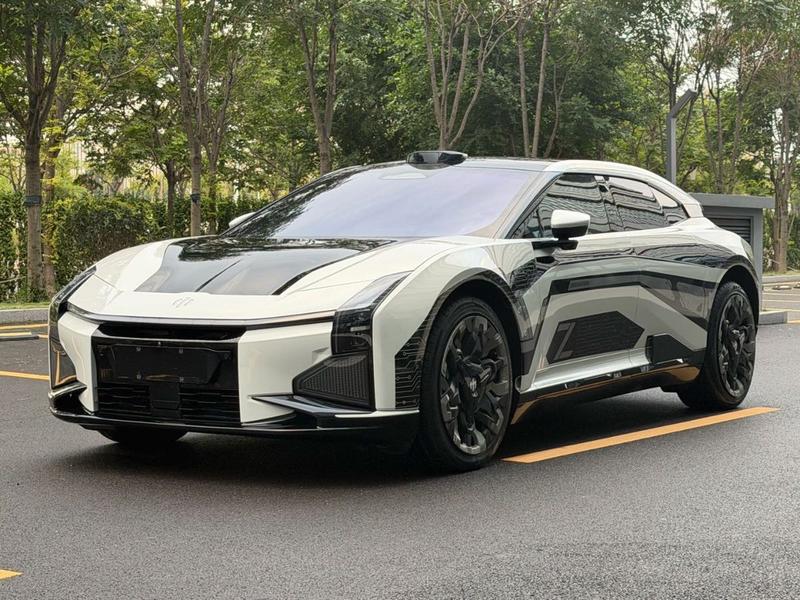 HiPhi Z, 2023 — купить в Воронеже под ключ