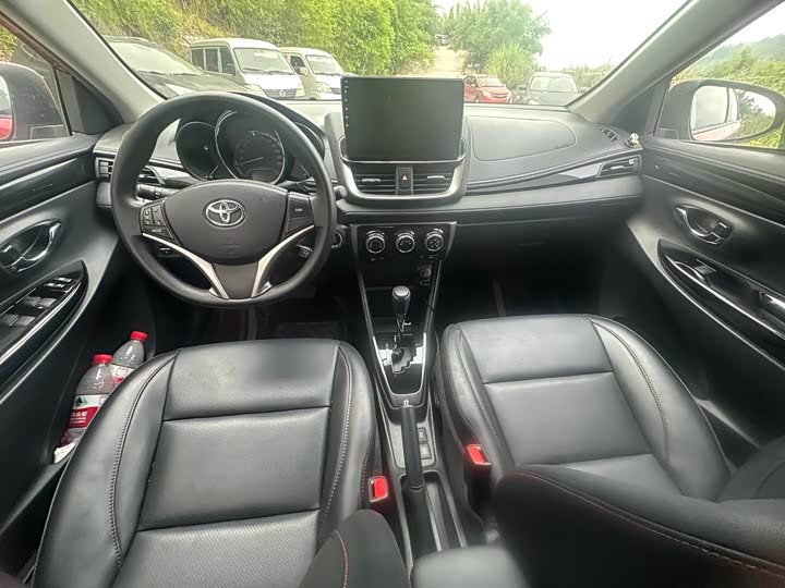 Toyota Yaris L Hatchback, 2022 — фото 3 из 9