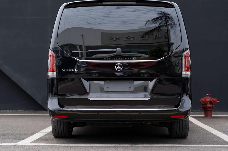 Mercedes-Benz V-Class, 2025 — фото 6 из 12