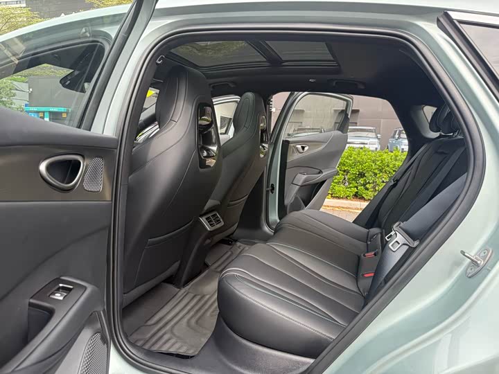 BYD Seal 06 Hybrid/EV, 2025 — фото 8 из 9