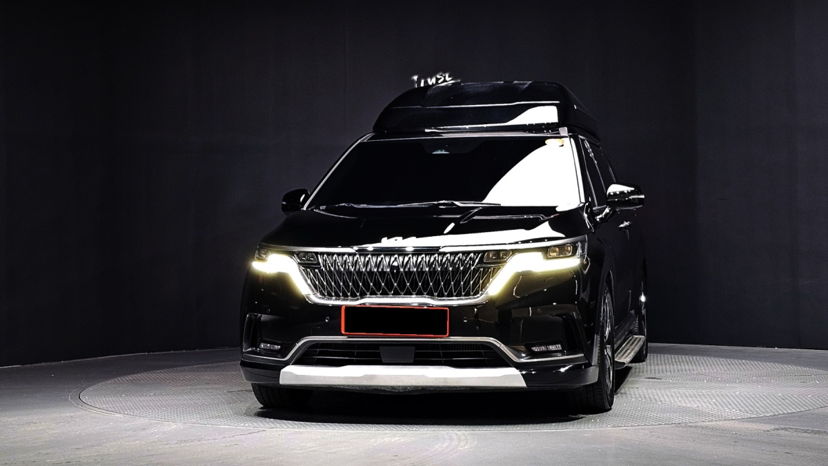 Kia Carnival, 2023 — фото 3 из 12