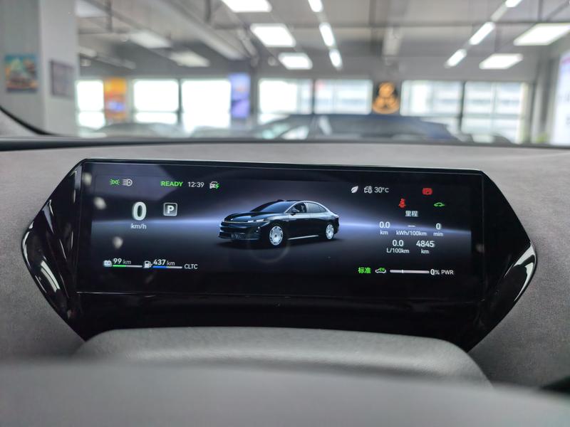 GAC Hyptec A8, 2025 — фото 9 из 12