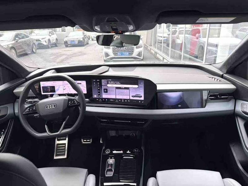 Audi Q6L e-tron, 2025 — фото 5 из 10