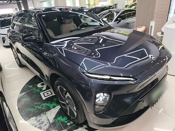 Nio ES8, 2023 — фото 4 из 9