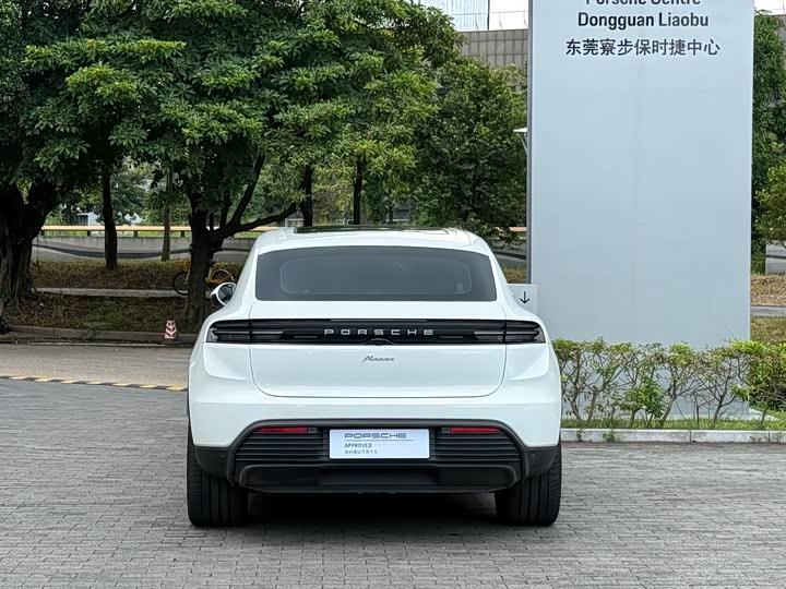 Porsche Macan EV, 2026 — фото 6 из 9